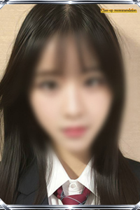 美月まこ★抜群スタイルな美人OL