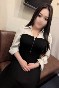 田崎ゆか★色白美巨乳の未経験