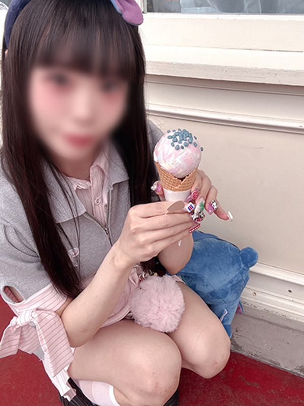 市川れな★色白清楚系素人♪